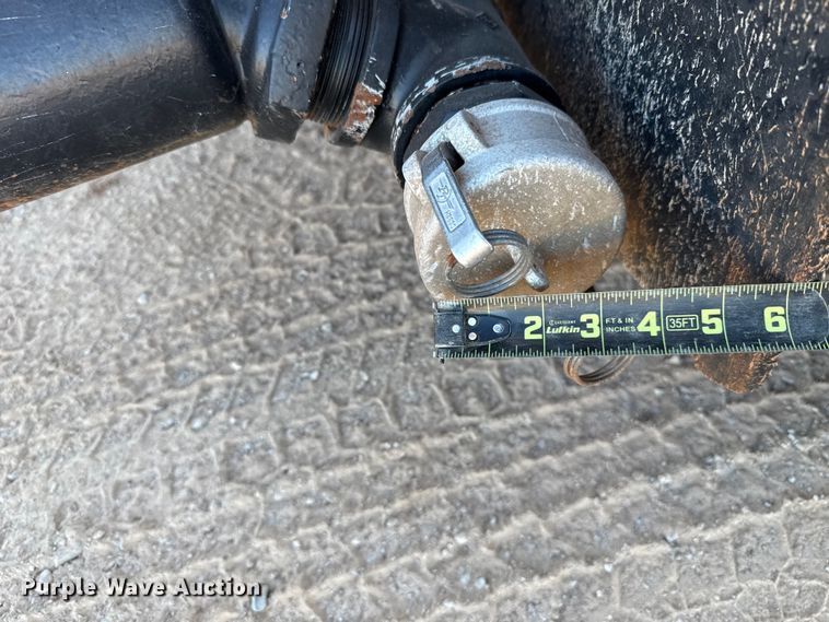 image for item EU3887 2005 Volvo VHD hydrovac truck