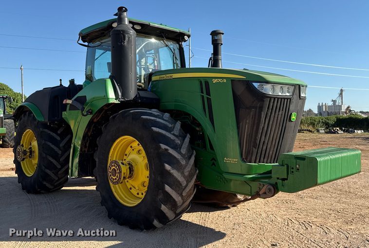 image for item EU3888 2017 John Deere 9570R Scraper Special 4WD tractor