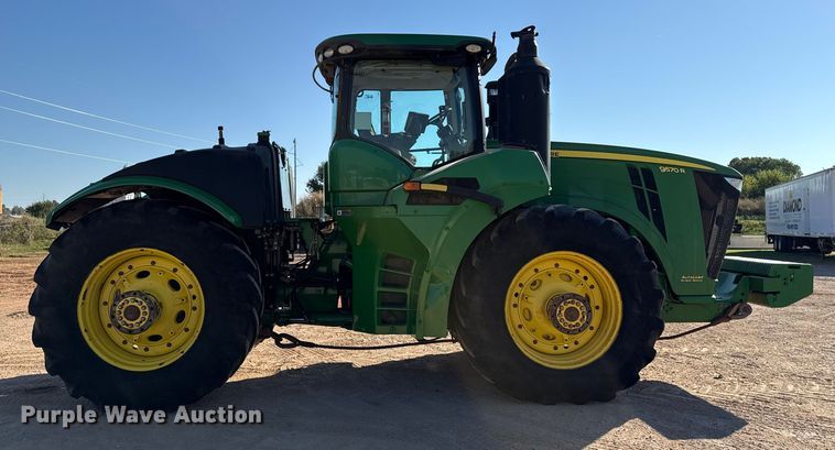 image for item EU3888 2017 John Deere 9570R Scraper Special 4WD tractor