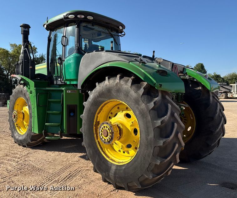 image for item EU3888 2017 John Deere 9570R Scraper Special 4WD tractor