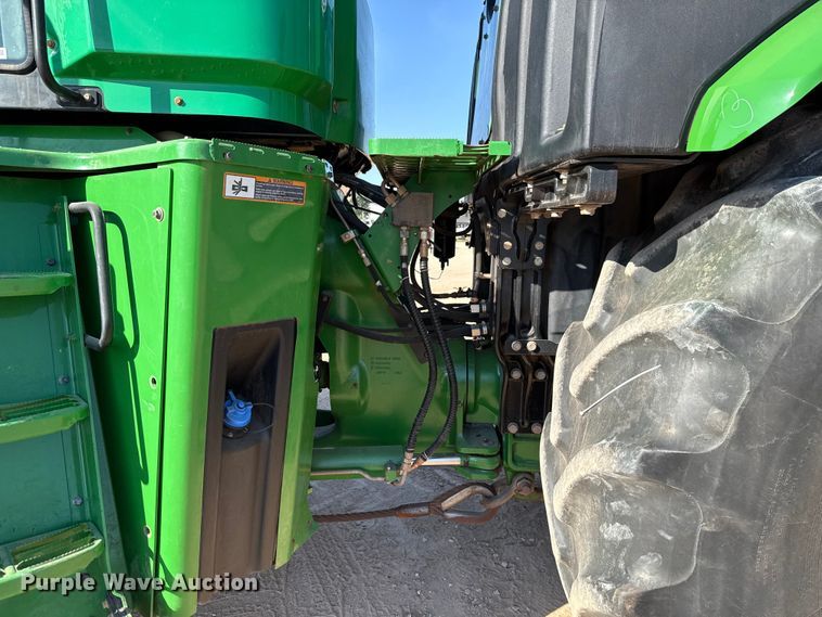 image for item EU3888 2017 John Deere 9570R Scraper Special 4WD tractor