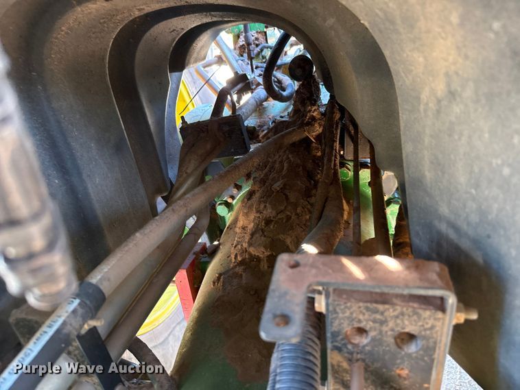 image for item EU3888 2017 John Deere 9570R Scraper Special 4WD tractor