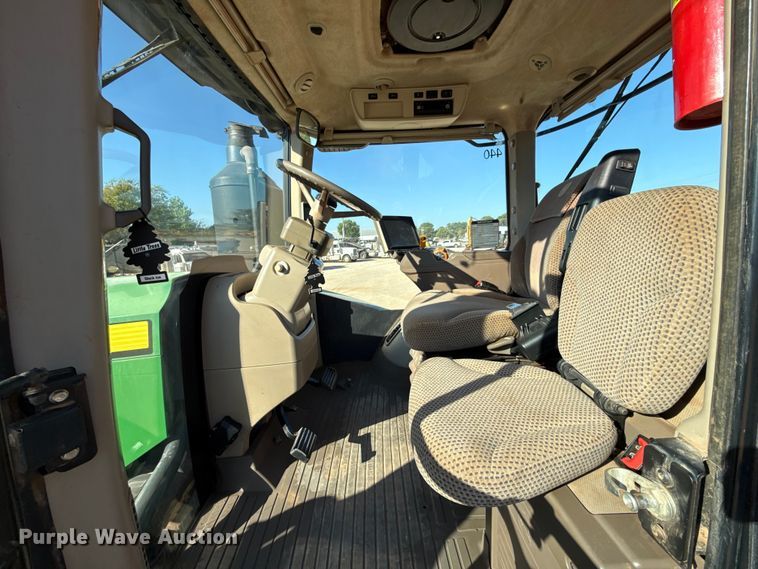 image for item EU3888 2017 John Deere 9570R Scraper Special 4WD tractor