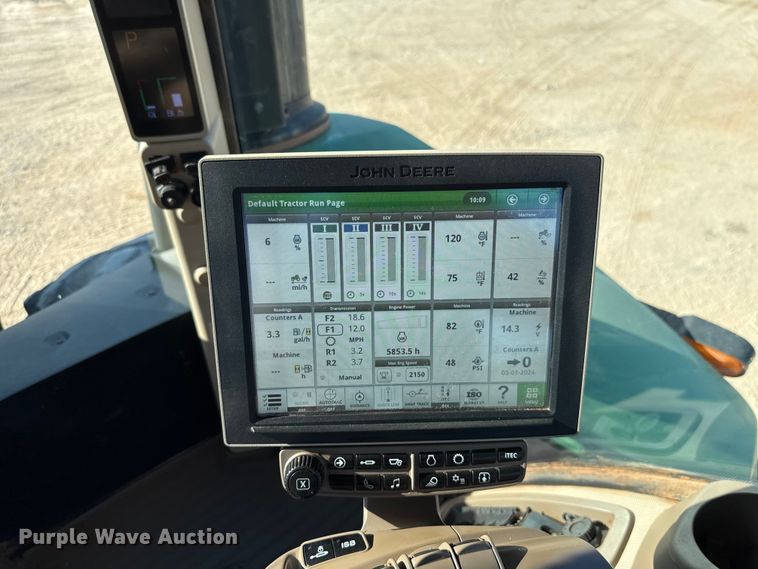 image for item EU3888 2017 John Deere 9570R Scraper Special 4WD tractor