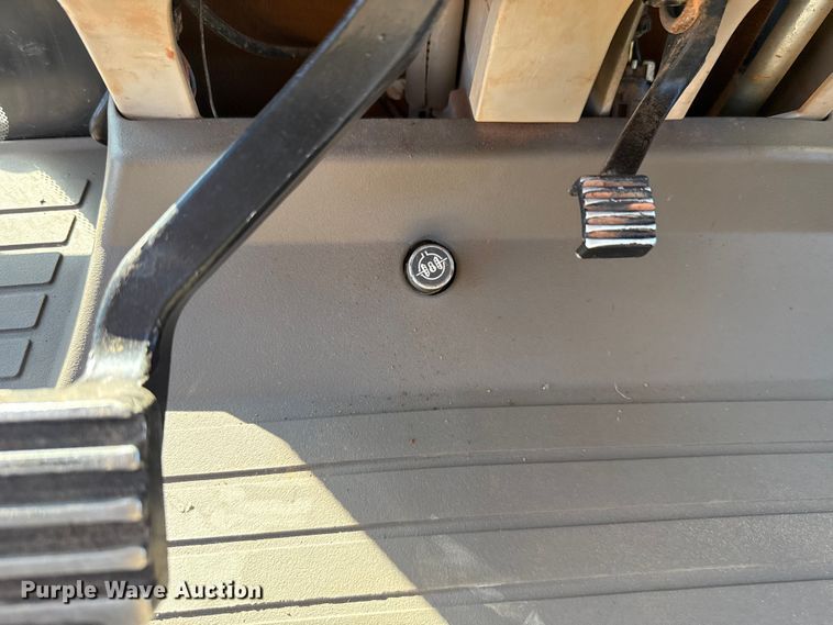 image for item EU3888 2017 John Deere 9570R Scraper Special 4WD tractor