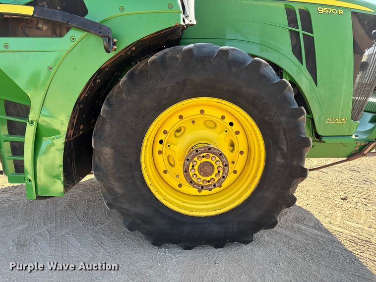 image for item EU3888 2017 John Deere 9570R Scraper Special 4WD tractor