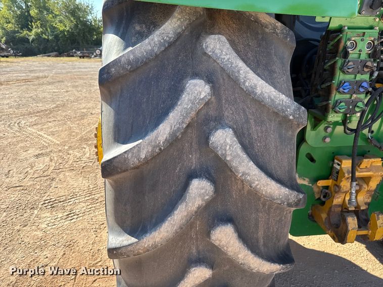 image for item EU3888 2017 John Deere 9570R Scraper Special 4WD tractor