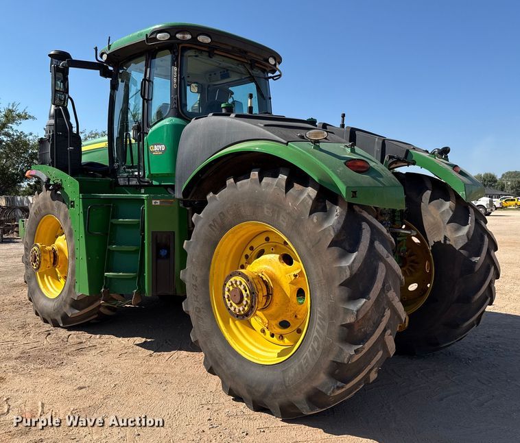 image for item EU3889 2019 John Deere 9570R Scraper Special 4WD tractor