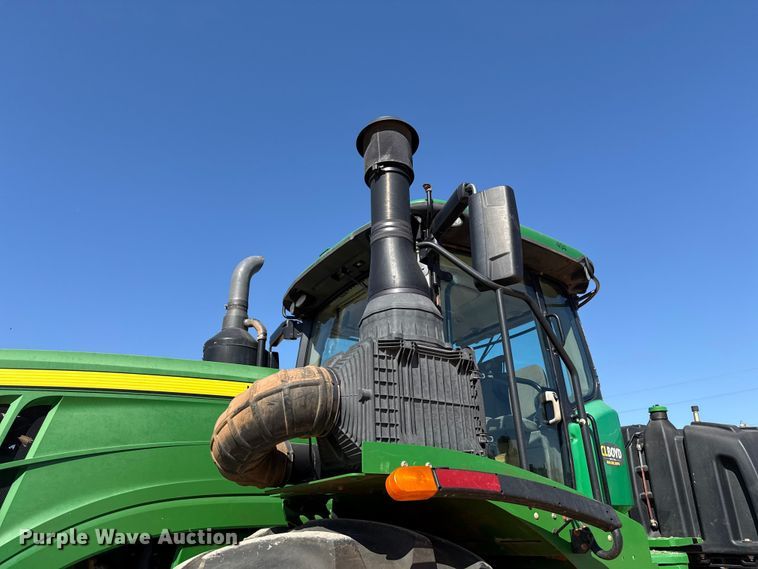 image for item EU3889 2019 John Deere 9570R Scraper Special 4WD tractor