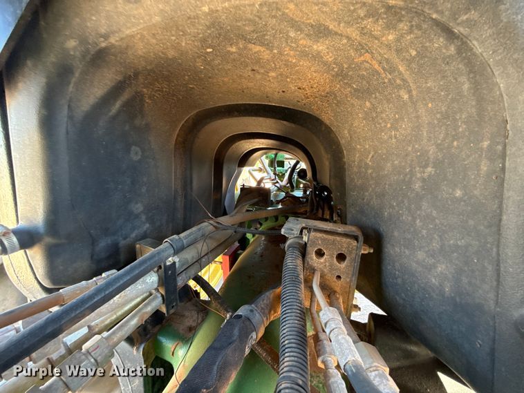 image for item EU3889 2019 John Deere 9570R Scraper Special 4WD tractor