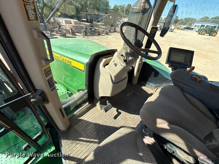 image for item EU3889 2019 John Deere 9570R Scraper Special 4WD tractor