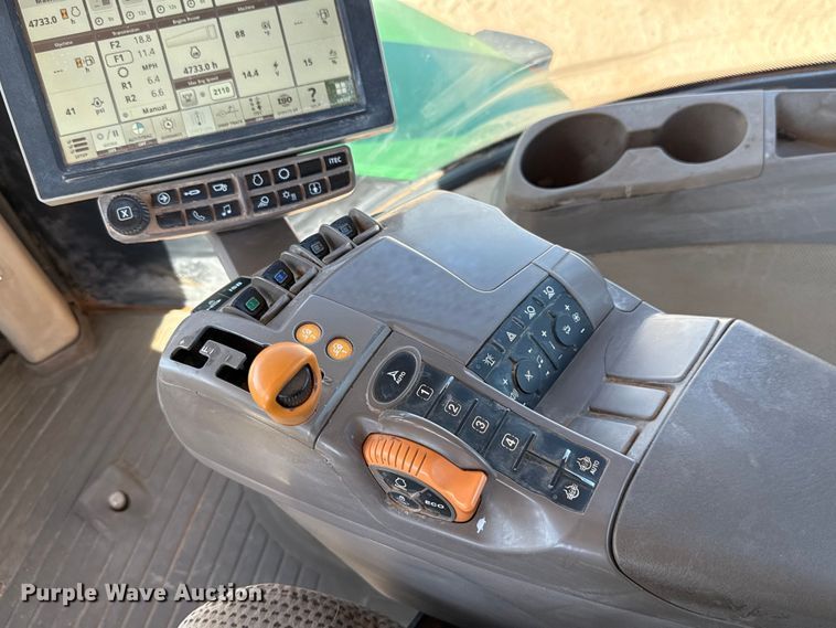 image for item EU3889 2019 John Deere 9570R Scraper Special 4WD tractor