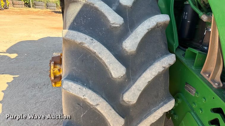 image for item EU3889 2019 John Deere 9570R Scraper Special 4WD tractor