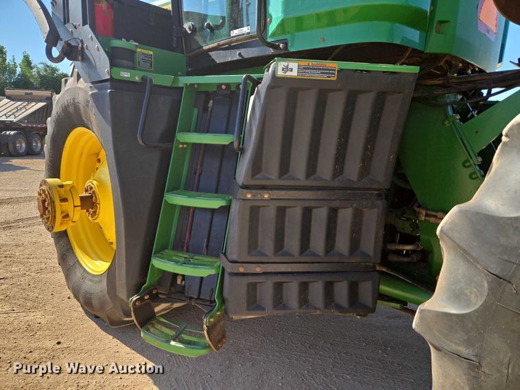 image for item EU3890 2014 John Deere 9560R Scraper Special Scraper Special 4WD tractor