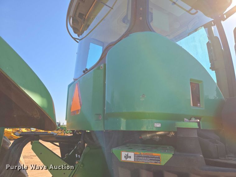 image for item EU3890 2014 John Deere 9560R Scraper Special Scraper Special 4WD tractor