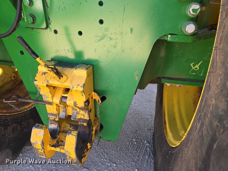 image for item EU3890 2014 John Deere 9560R Scraper Special Scraper Special 4WD tractor