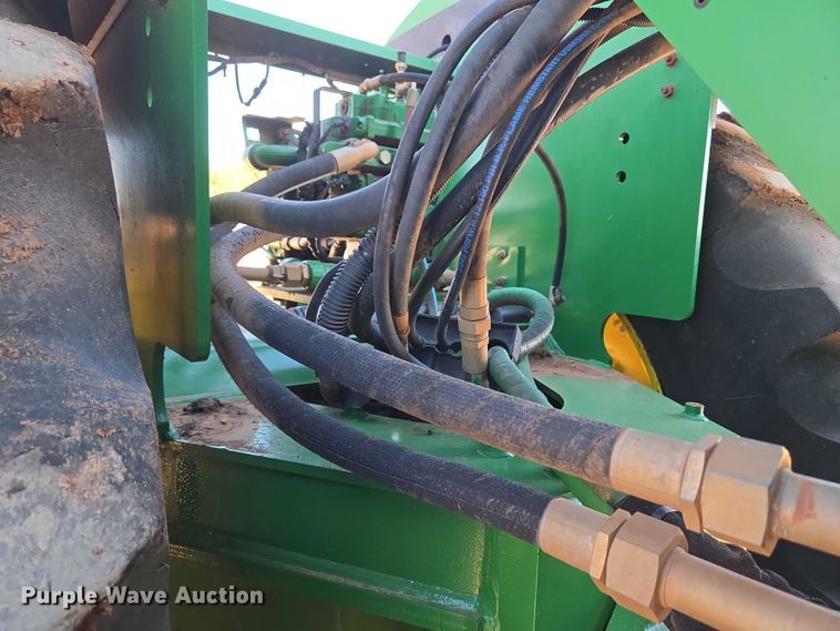 image for item EU3890 2014 John Deere 9560R Scraper Special Scraper Special 4WD tractor