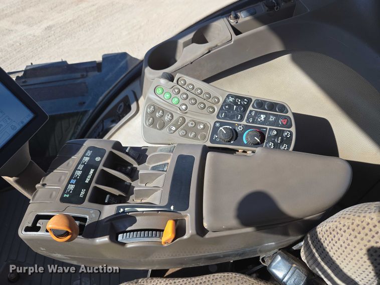 image for item EU3890 2014 John Deere 9560R Scraper Special Scraper Special 4WD tractor