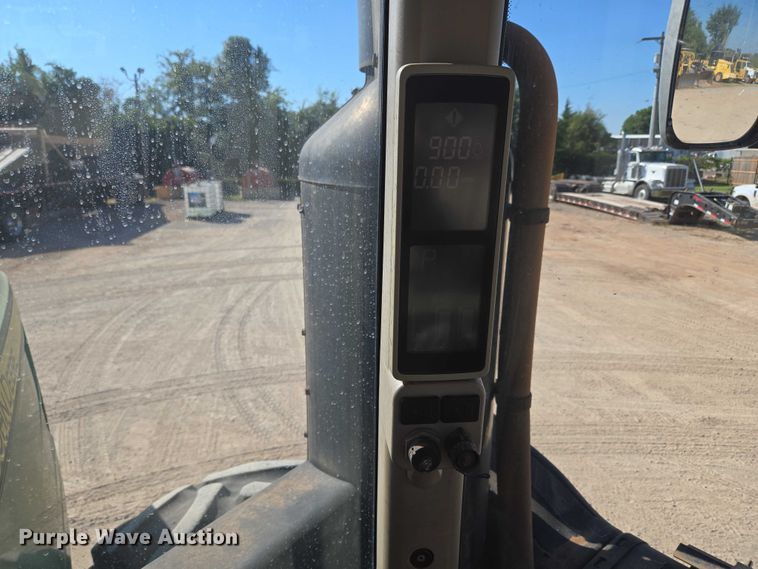 image for item EU3890 2014 John Deere 9560R Scraper Special Scraper Special 4WD tractor