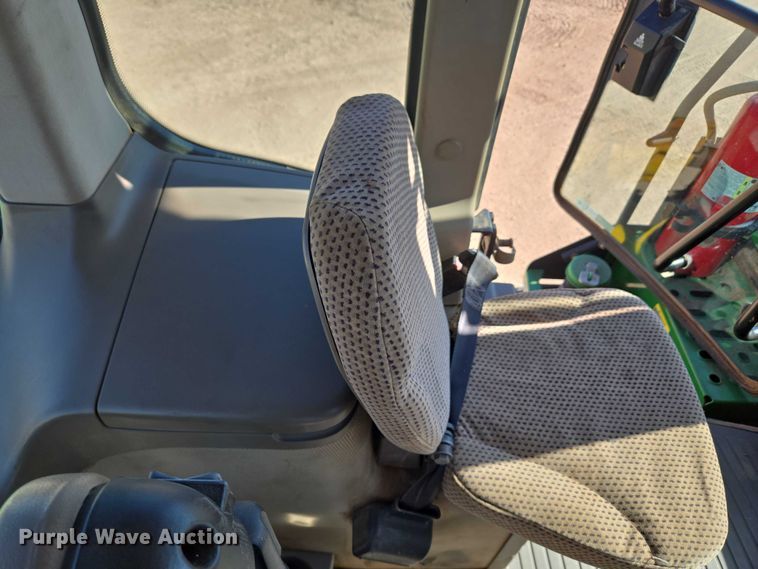 image for item EU3890 2014 John Deere 9560R Scraper Special Scraper Special 4WD tractor