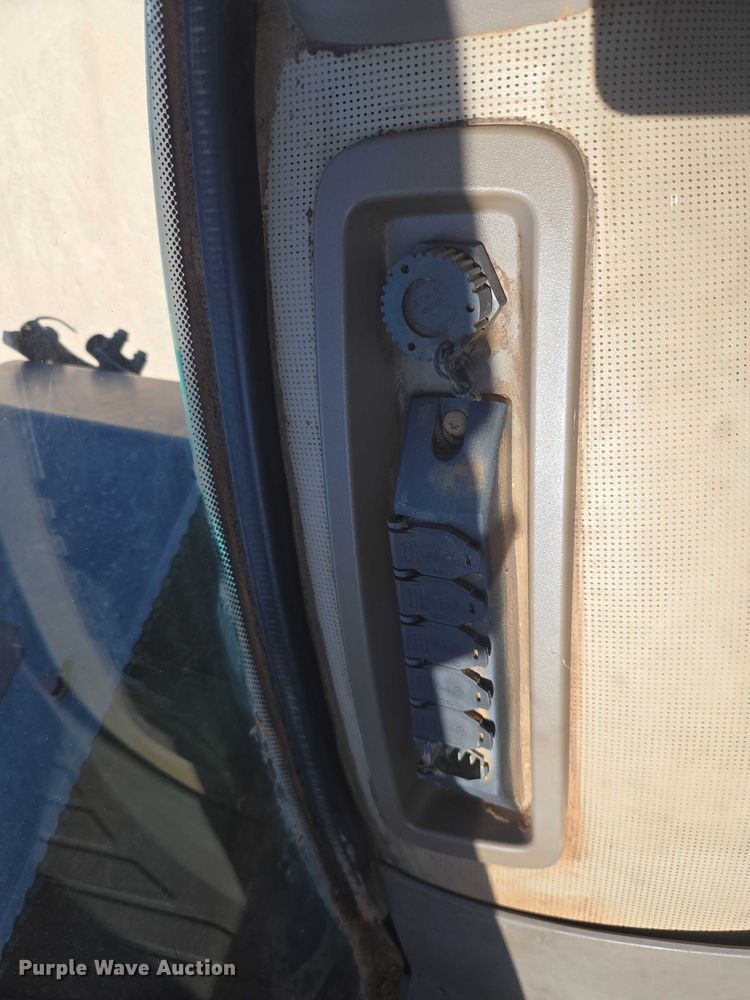 image for item EU3890 2014 John Deere 9560R Scraper Special Scraper Special 4WD tractor