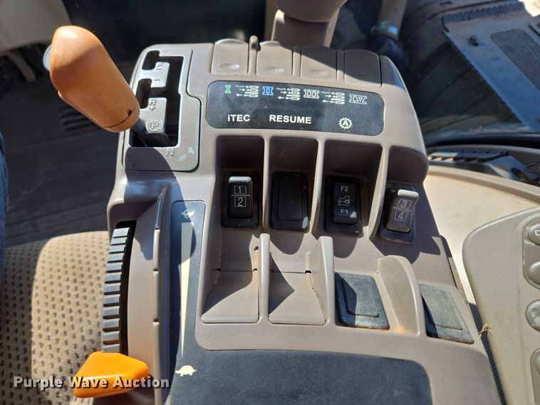 image for item EU3890 2014 John Deere 9560R Scraper Special Scraper Special 4WD tractor