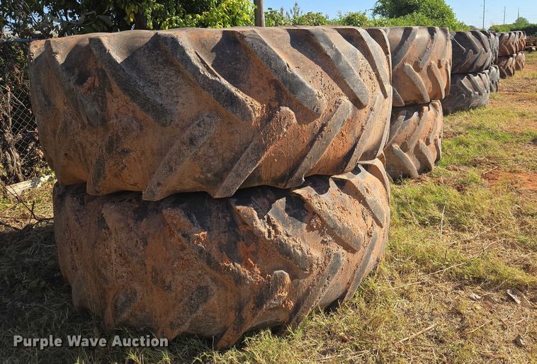 image for item EU3890 2014 John Deere 9560R Scraper Special Scraper Special 4WD tractor