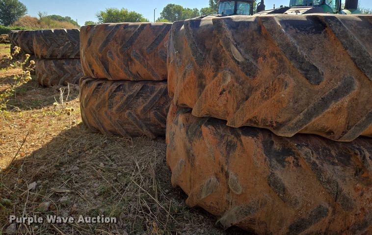 image for item EU3890 2014 John Deere 9560R Scraper Special Scraper Special 4WD tractor