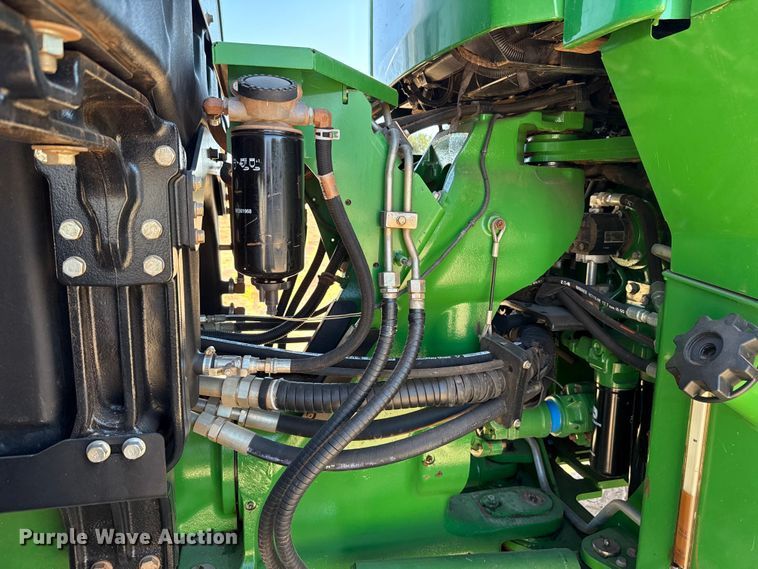 image for item EU3891 2018 John Deere 9570R Scraper Special 4WD tractor
