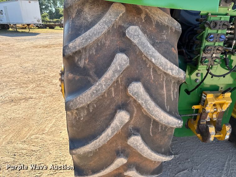 image for item EU3891 2018 John Deere 9570R Scraper Special 4WD tractor