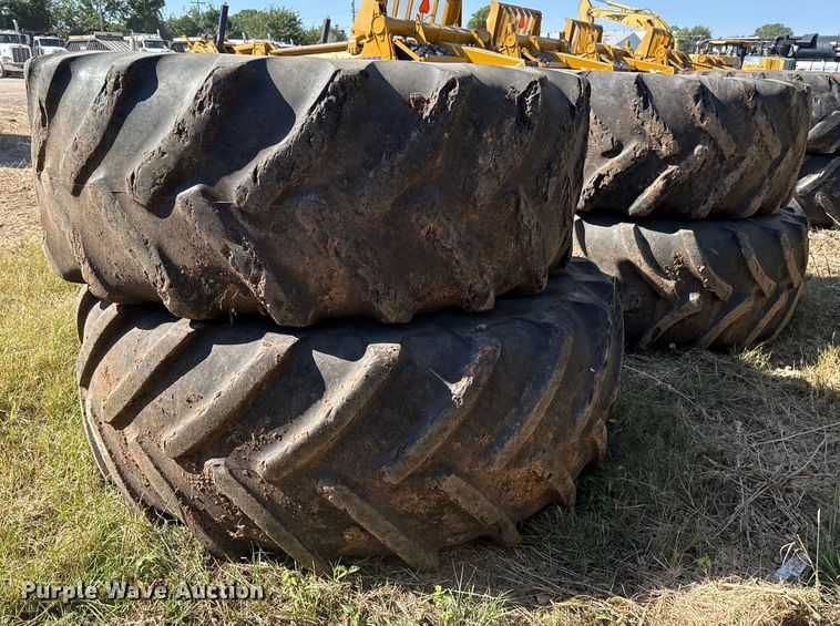 image for item EU3891 2018 John Deere 9570R Scraper Special 4WD tractor