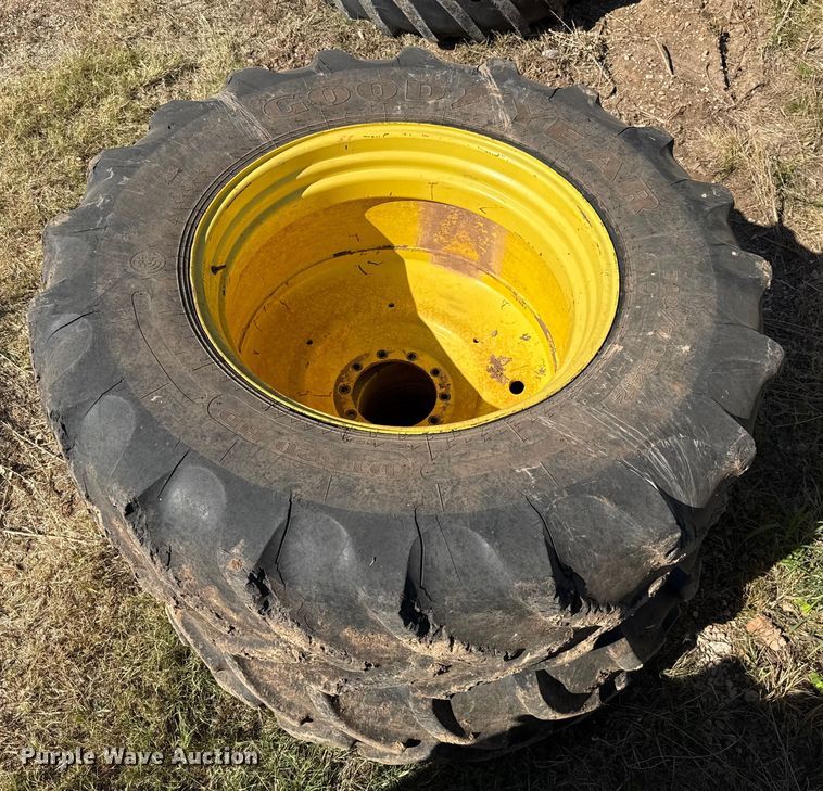 image for item EU3891 2018 John Deere 9570R Scraper Special 4WD tractor