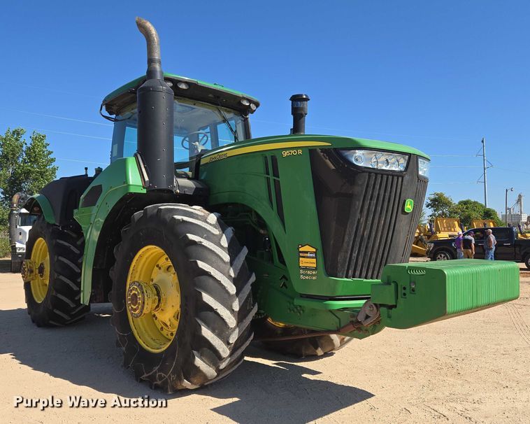 image for item EU3892 2018 John Deere 9570R Scraper Special 4WD tractor