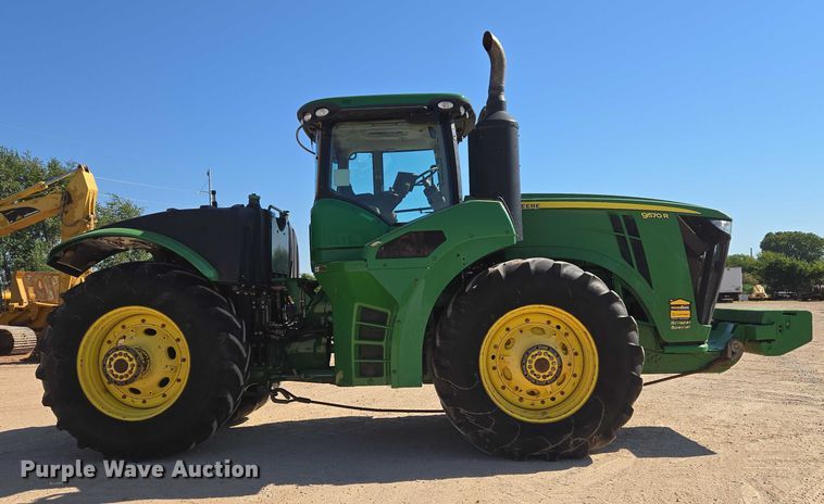image for item EU3892 2018 John Deere 9570R Scraper Special 4WD tractor