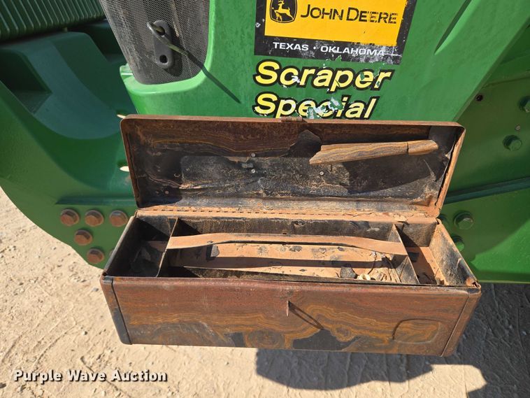 image for item EU3892 2018 John Deere 9570R Scraper Special 4WD tractor