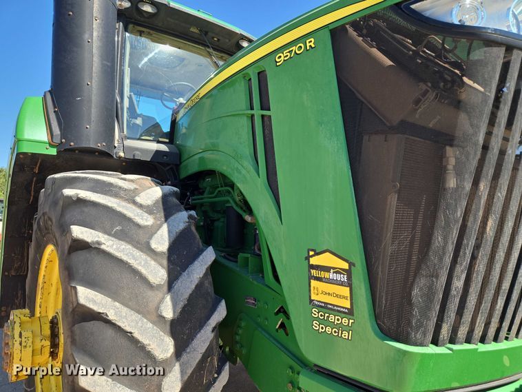 image for item EU3892 2018 John Deere 9570R Scraper Special 4WD tractor