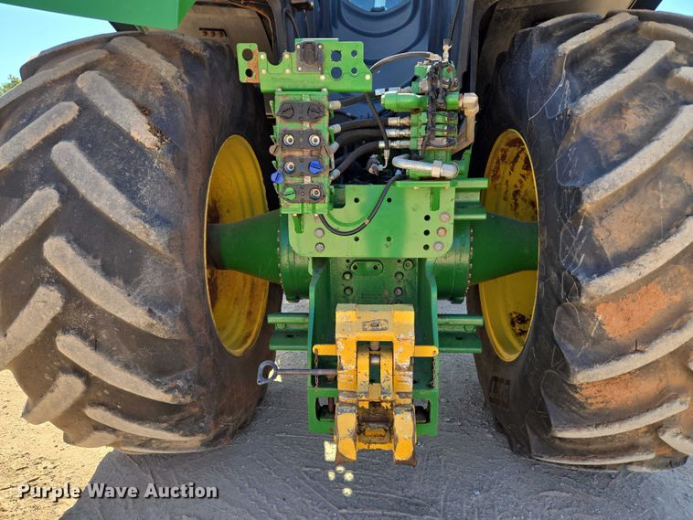 image for item EU3892 2018 John Deere 9570R Scraper Special 4WD tractor