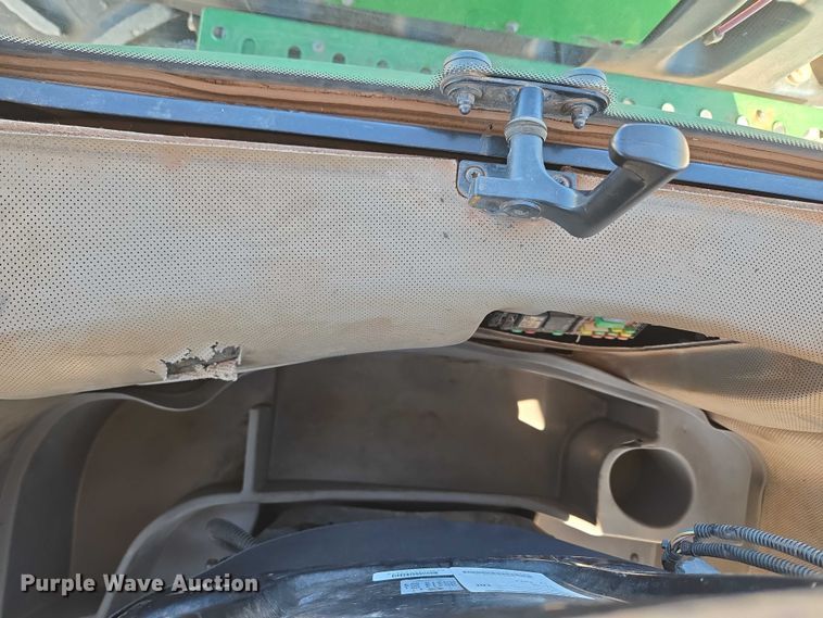 image for item EU3892 2018 John Deere 9570R Scraper Special 4WD tractor