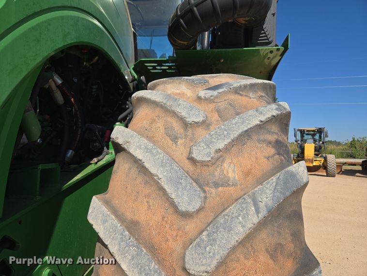 image for item EU3892 2018 John Deere 9570R Scraper Special 4WD tractor