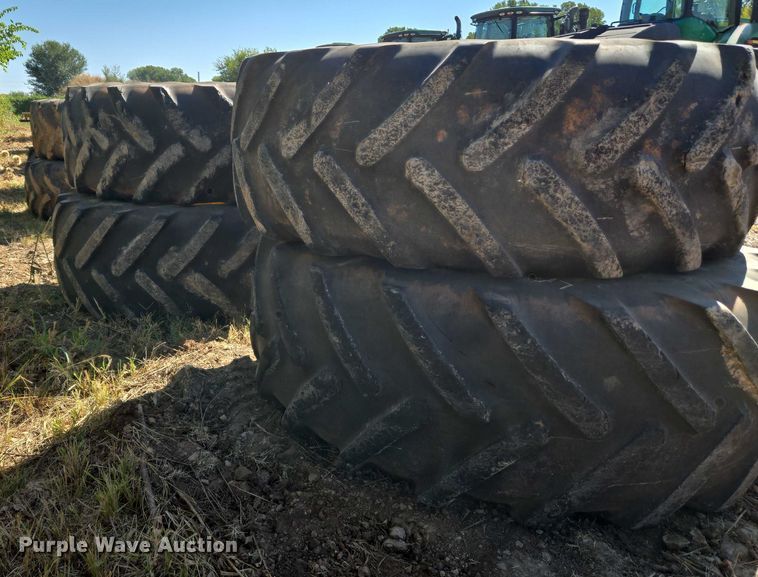 image for item EU3892 2018 John Deere 9570R Scraper Special 4WD tractor