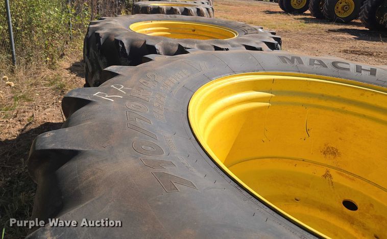 image for item EU3892 2018 John Deere 9570R Scraper Special 4WD tractor