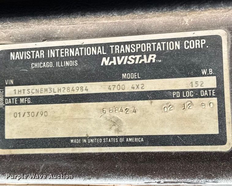 image for item EU5016 1990 International 4700  dump flatbed truck