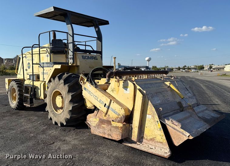 image for item EU5017 Bomag MPH 362R-2 soil stabilizer / recycler