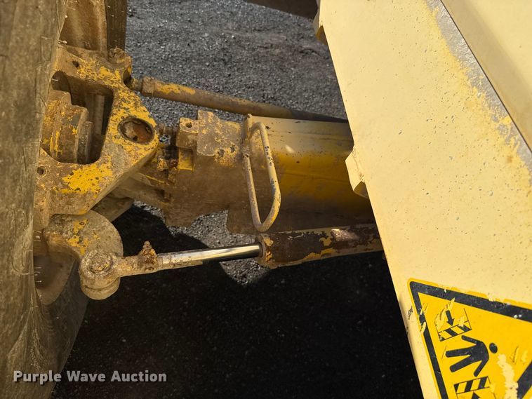 image for item EU5017 Bomag MPH 362R-2 soil stabilizer / recycler