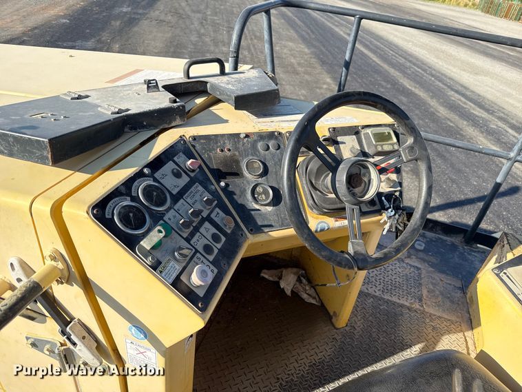 image for item EU5017 Bomag MPH 362R-2 soil stabilizer / recycler