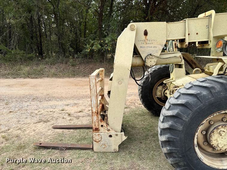 image for item EU5051 1990 Skytrak 6000M telehandler