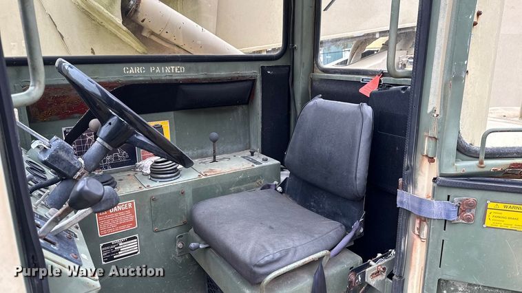 image for item EU5051 1990 Skytrak 6000M telehandler