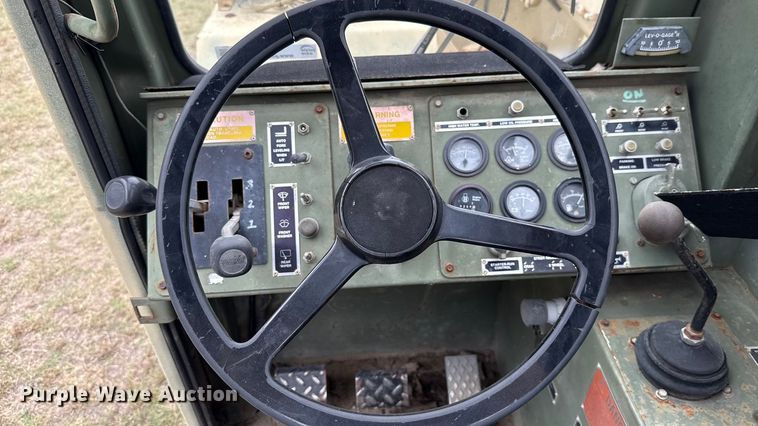 image for item EU5051 1990 Skytrak 6000M telehandler