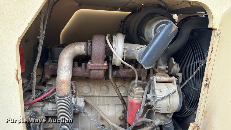 image for item EU5051 1990 Skytrak 6000M telehandler