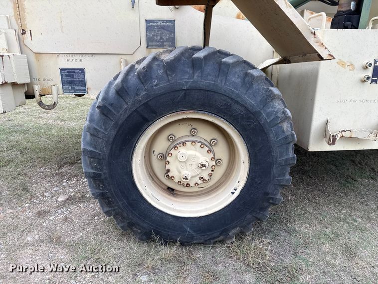 image for item EU5051 1990 Skytrak 6000M telehandler